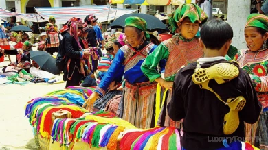 Sapa Trekking Bac Ha Market 3 Days image 1