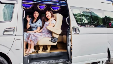 Van Don airport to Halong private car image 4