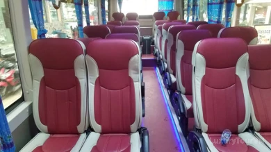 Cat Ba to Ninh Binh bus image 3