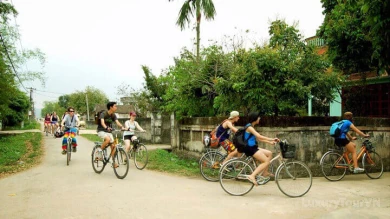 Hoa Lu – Tam Coc 1 day tour image 3