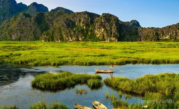Hoa Lu – Tam Coc 1 day tour image 4