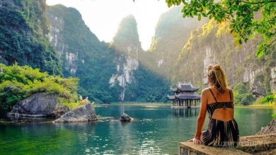 Superior & Small Group - Hoa Lu - Tam Coc Full Day Trip image 2