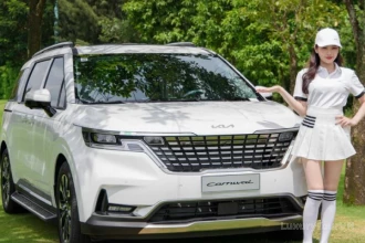 Hanoi to Halong Bay Private Car [Luxury] image 6