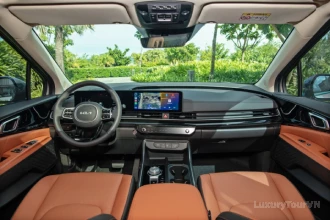 Hanoi to Halong Bay Shared Car [Luxury] image 2
