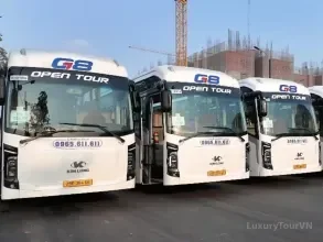 G8 Limousine: Hue to Da Nang image 1