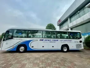G8 Limousine: Hue to Da Nang image 3