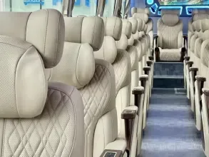 G8 Limousine: Hue to Hoi An image 4