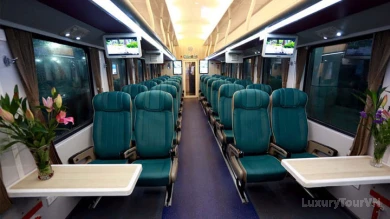 Ho Chi Minh City to Da Nang train (Reunification Express) image 3