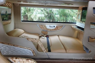 Quang Nghi VIP Cabin: Hanoi to Ha Giang private cabin bus image 6