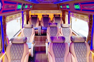 Hanoi to Ha Giang limousine van image 6