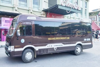 Hanoi to Ha Giang limousine van image 2