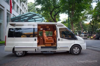 Halong to Hanoi luxury limousine van image 6