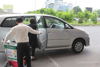 Ninh Binh to Hanoi by private car image 3