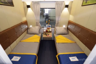 Laman Express luxury train from Hue to Hanoi image 6