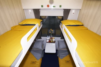 Laman Express luxury train from Hue to Hanoi image 5