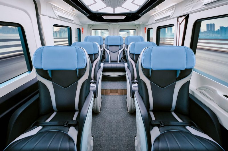 9-seat Dcar Limousine van – Hanoi Ninh Binh private car